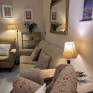elegante-apartamento-junto-a-la-casa-de-pilatos.es-andalucia.com/